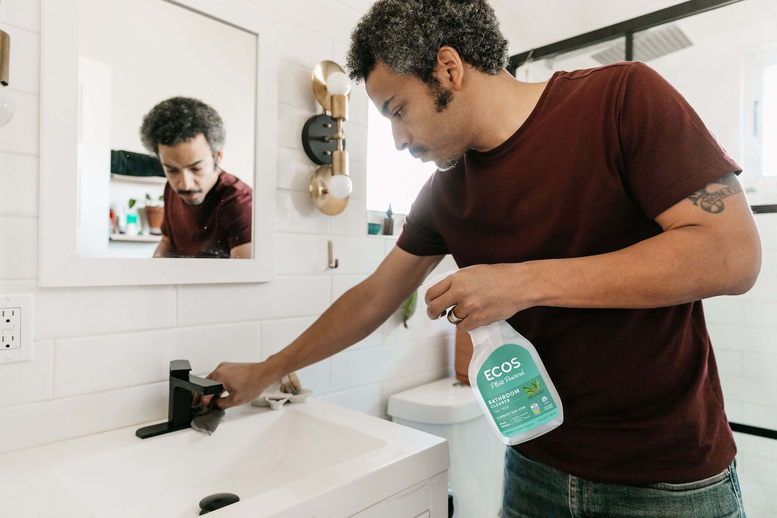 Cleaning Sink With Bathroom Cleaner