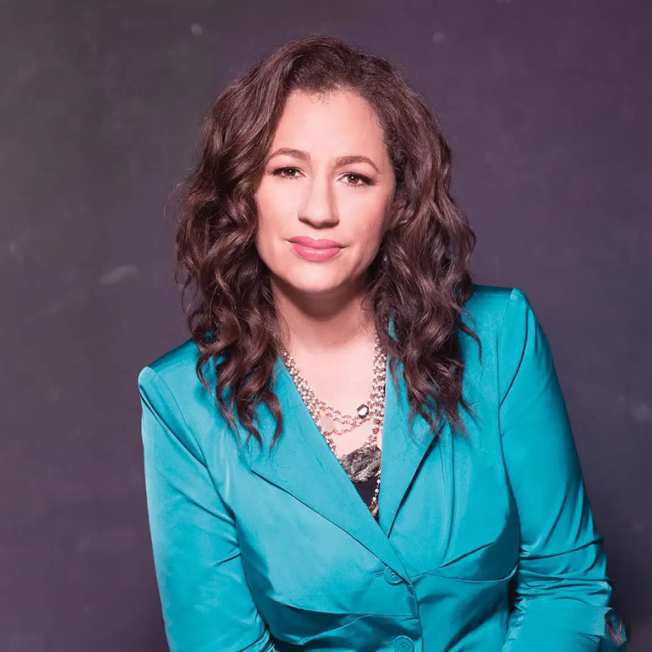 Kelly Vlahakis-Hanks